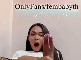 XHAMSTER @ A Young Thai Woman Ejaculates On Her Face